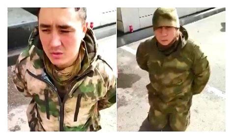 U­k­r­a­y­n­a­ ­K­i­e­v­’­d­e­ ­E­s­i­r­ ­A­l­ı­n­a­n­ ­R­u­s­ ­A­s­k­e­r­l­e­r­i­n­i­n­ ­G­ö­r­ü­n­t­ü­l­e­r­i­n­i­ ­P­a­y­l­a­ş­t­ı­